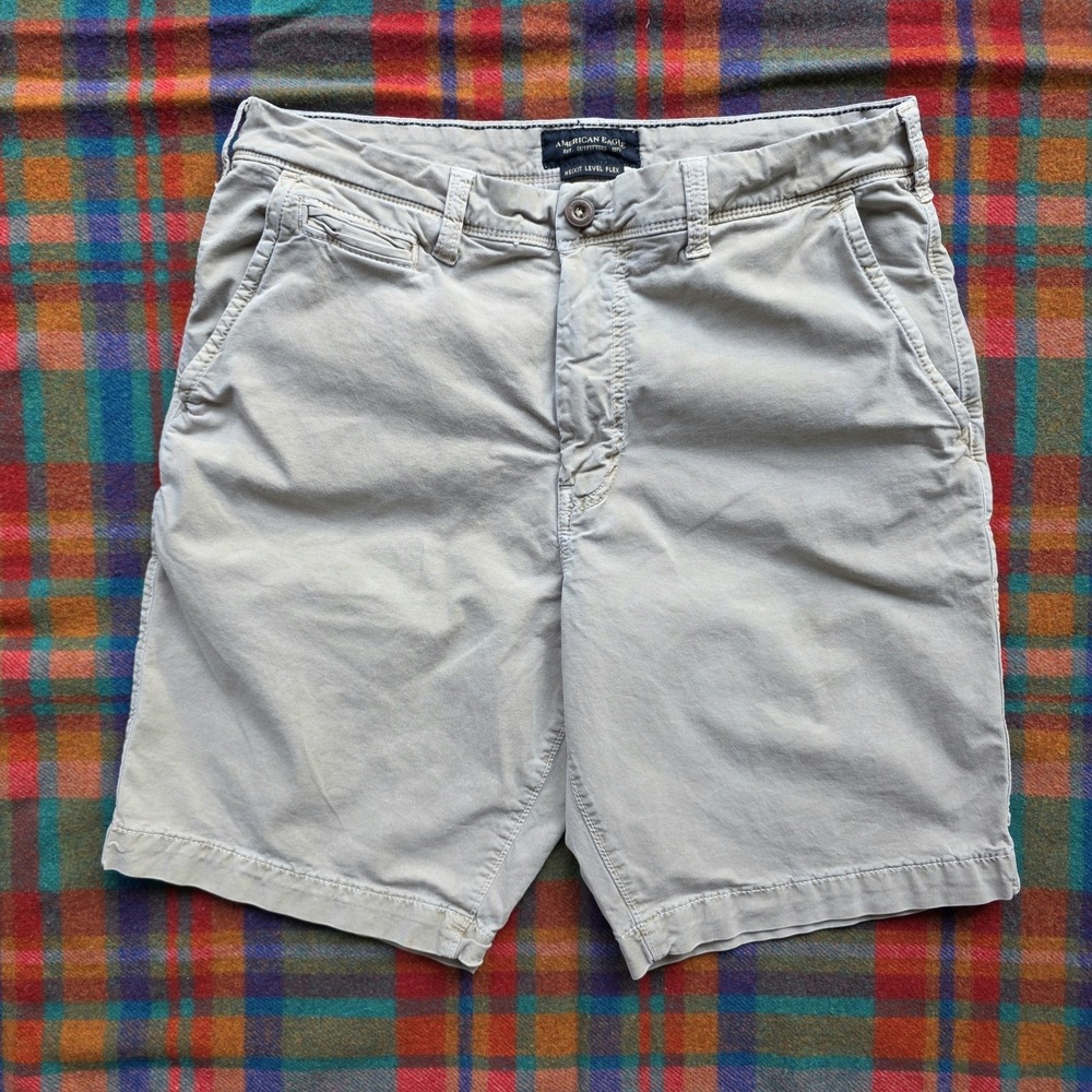 American Eagle Flex Shorts Size 33 Khaki Tan Preppy Chino Golf Classic